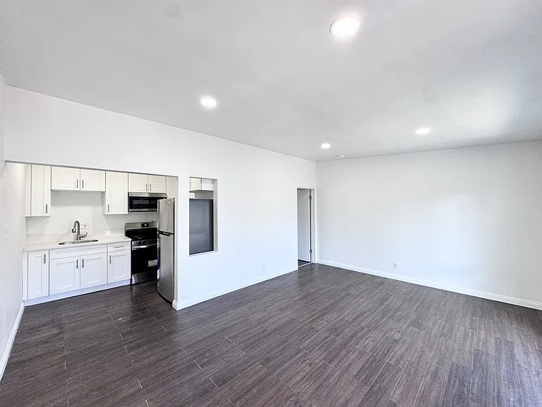 7632 Newlin Ave #7 — Photo 4