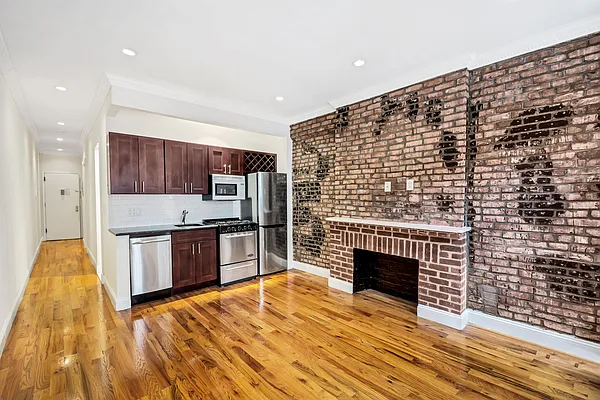 Rented by Compass | media 3