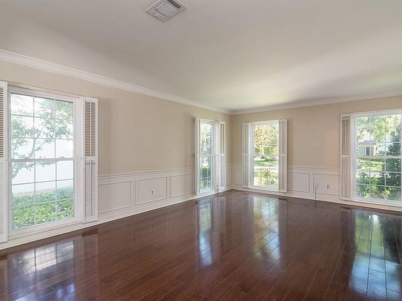 5th image of 4524 W Brookwood Dr