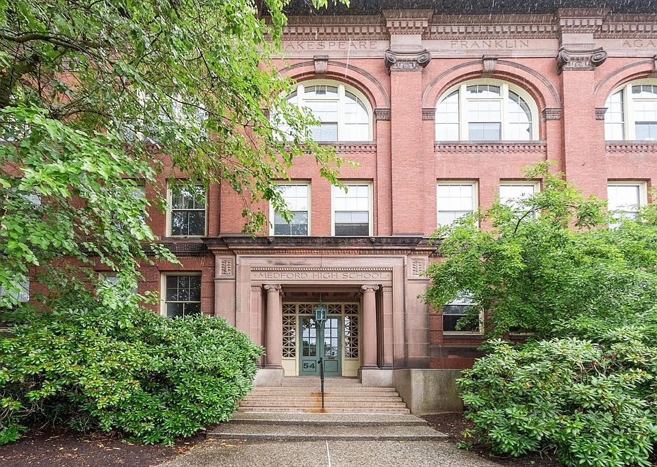 1st image of 54 Forest St APT 412
