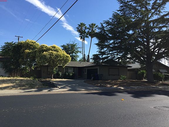 3rd image of 5020 53rd Ave