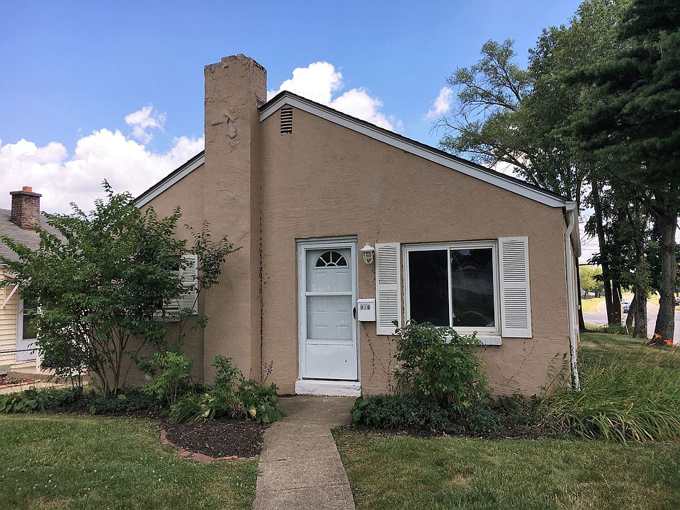 1st image of 678 E Jeffrey Pl