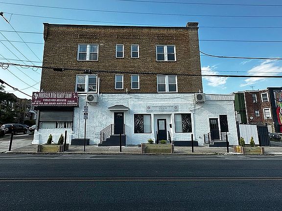 2nd image of 1147 W Olney Ave #4