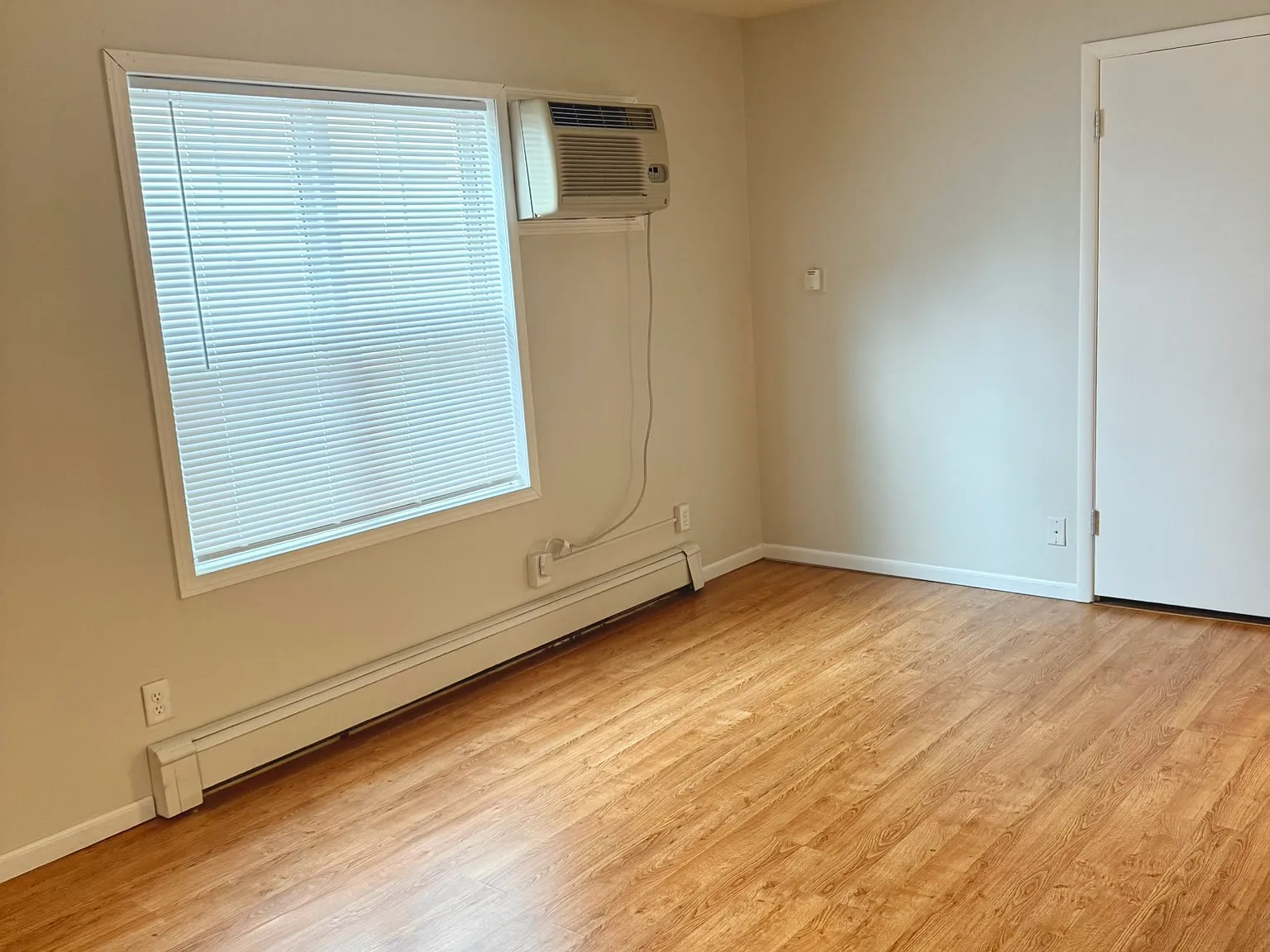 4 bed, $2,213 — Photo 4