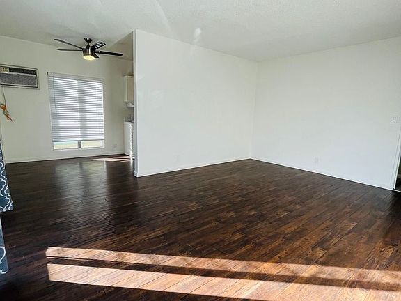 3rd image of 1341 N Poinsettia Pl APT 5