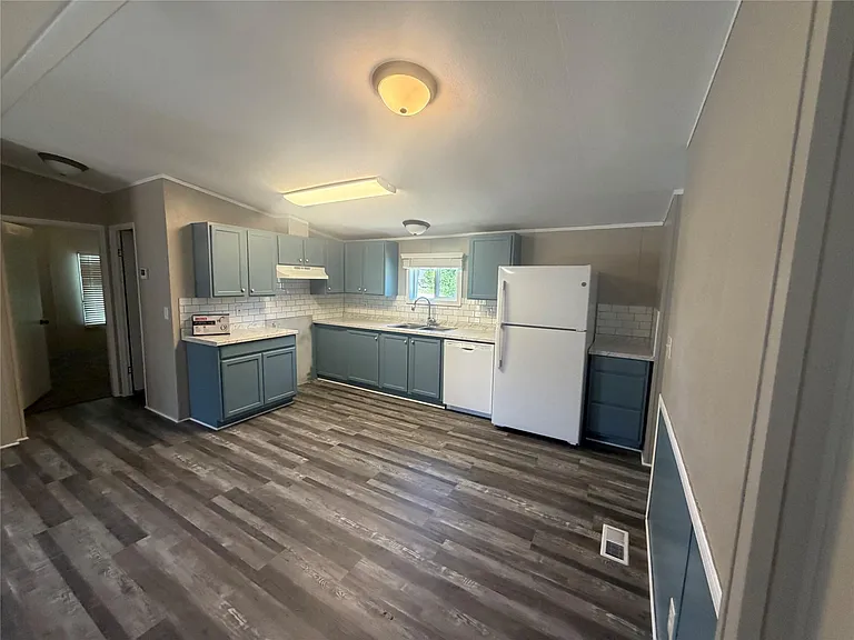 3502 Brazos River Dr — Photo 9
