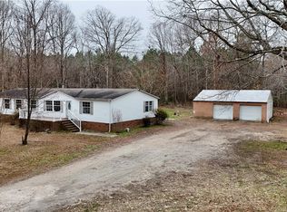 228 Friendship Ln, Mattaponi, VA 23110