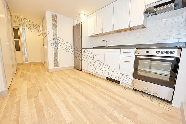 Rented by Genik Group Corp | media 29