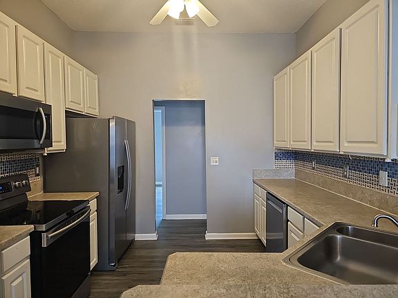 5th image of 3270 Chad Bourne Dr