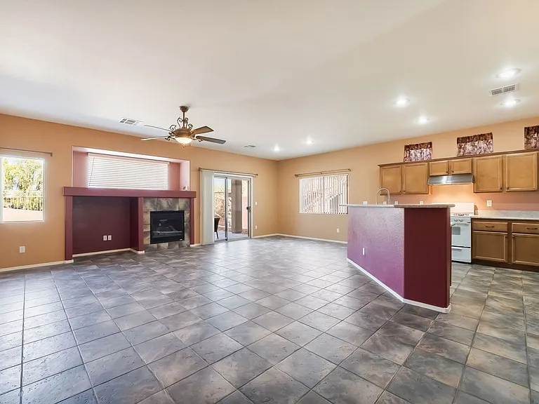 3586 Driving Range St — Photo 15