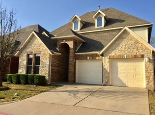 1818 Masters Dr, Desoto, TX 75115