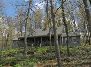 8571 Blacksnake Rd, Utica, OH 43080