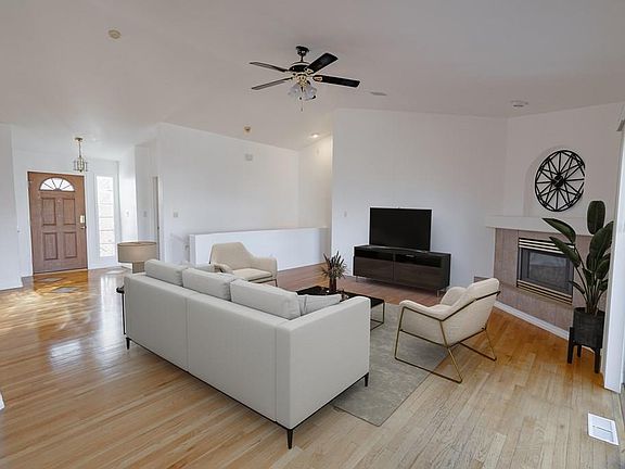 4th image of 9 Wentworth Pl