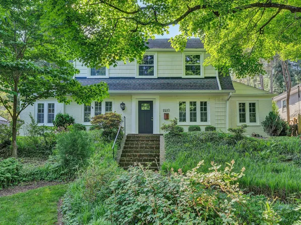 2410 Cornwallis Ave SE, Roanoke, VA 24014