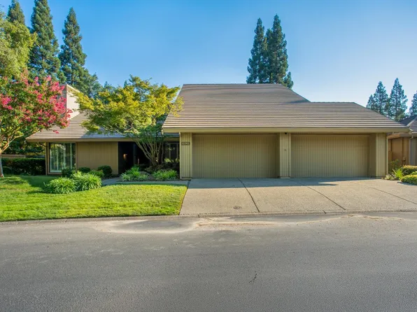 11362 Huntington Village Ln, Gold River, CA 95670