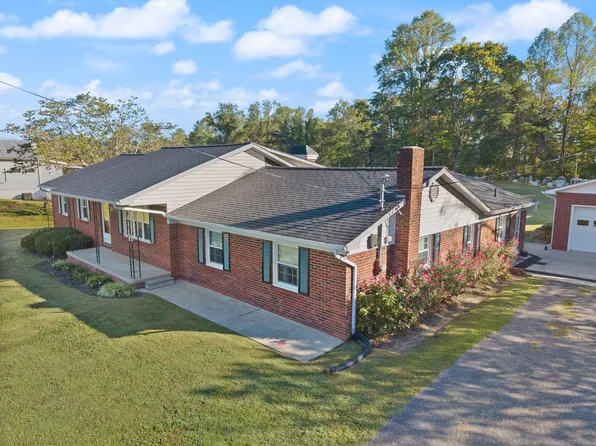 679 Proctor Rd, Beattyville, KY 41311