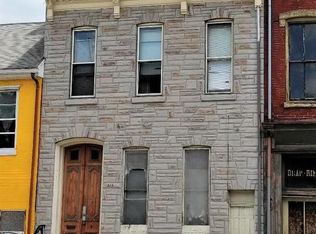 215 N 8th St, Reading, PA 19601