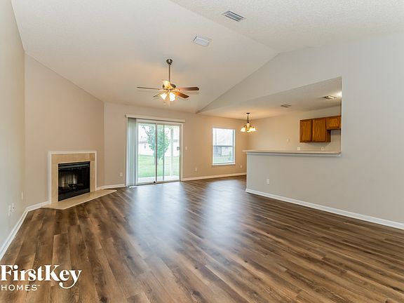 2nd image of 6450 Blue Leaf Ln