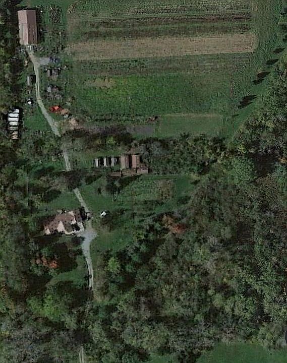 2nd image of 2143 Pinnacle Rd