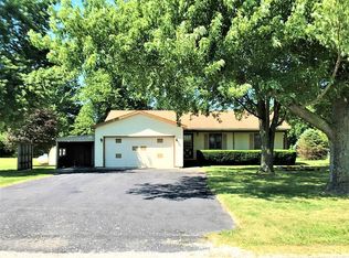 8091 E 1800 North Rd, Oakwood, IL 61858