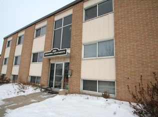 820 Broadway Ave N APT 104, Rochester, MN 55906