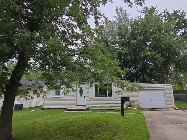 410 Hilliard Rd, Elyria, OH 44035