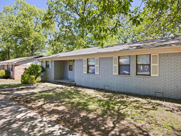 406 N Joplin Pl, Russellville, AR 72801