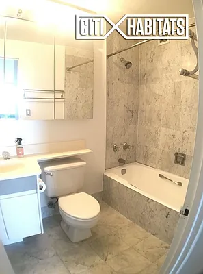 Rented by Citi Habitats | media 41