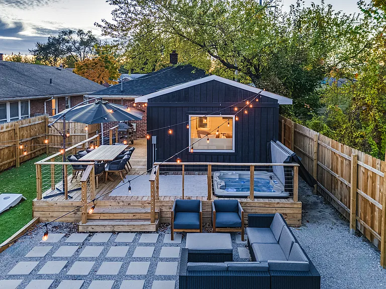 23630 Condon St — Photo 43