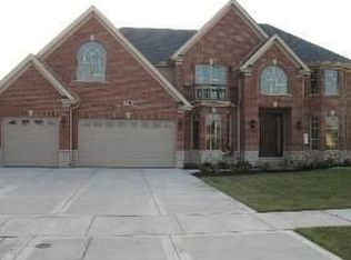 5190 Ridge Rd, Lisle, IL 60532