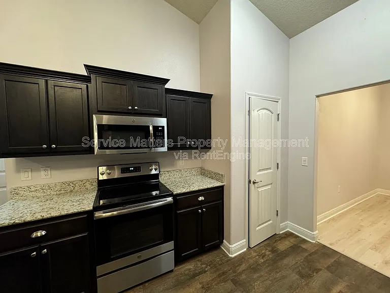 4504 Hampton Bay Blvd — Photo 9