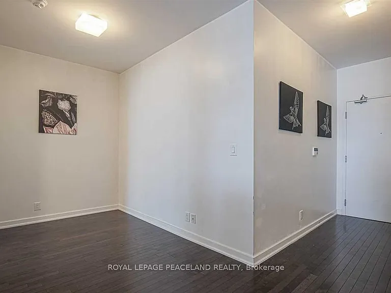 12 York St #1509 — Photo 4