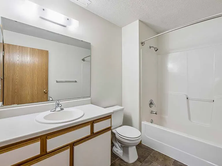 A bright, well-designed bathroom combines everyday functionality with clean finishes for a fresh and comfortable space.