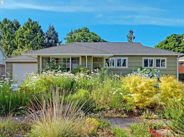 10910 NE Eugene St, Portland, OR 97220