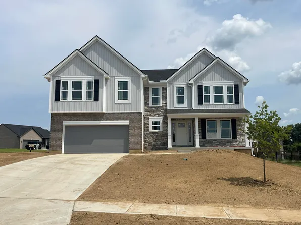 1530 Autumn Ridge Dr, Hebron, KY 41048