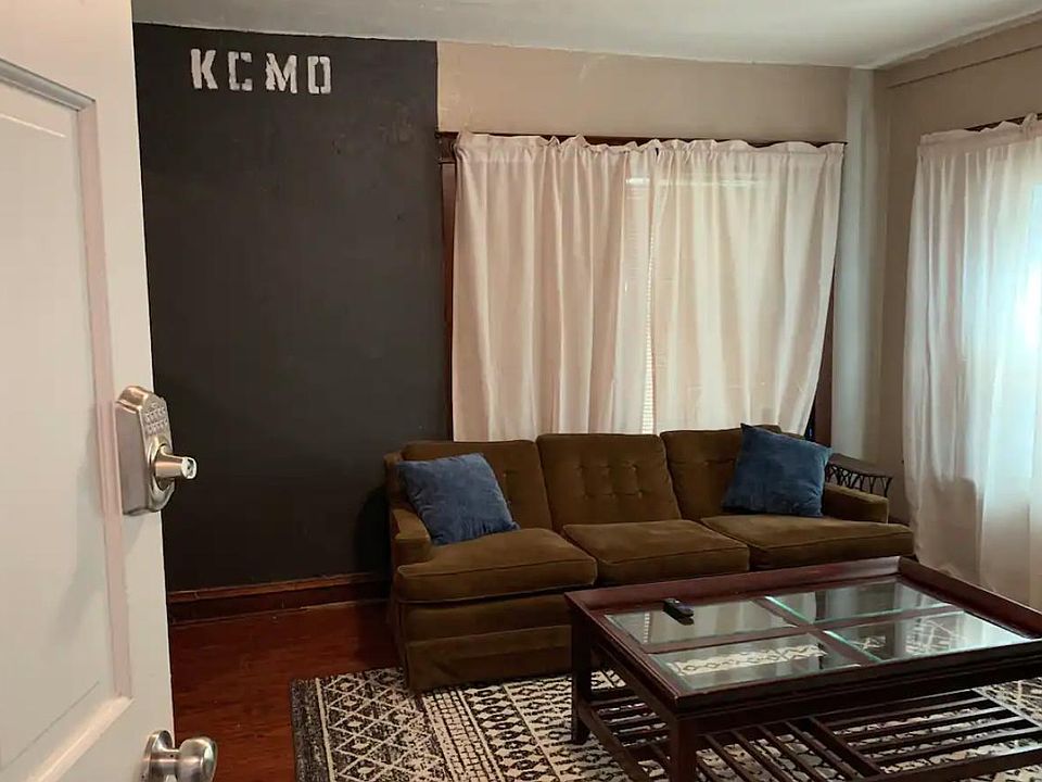 1st image of 110 N Mersington Ave #1N