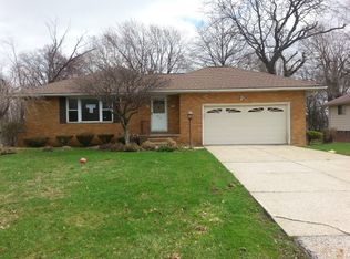 679 Edgewood Rd, Richmond Heights, OH 44143