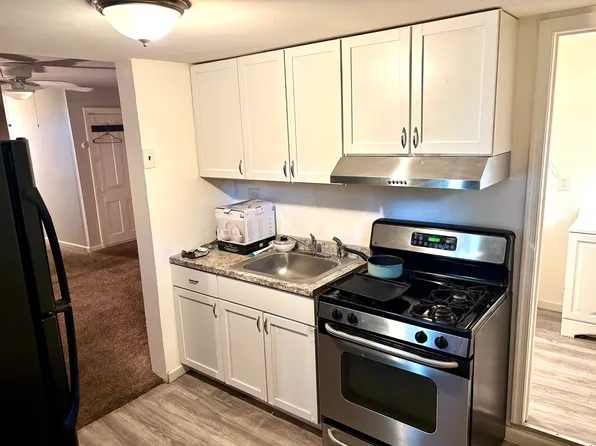 1320 Holland St APT A, Crum Lynne, PA 19022