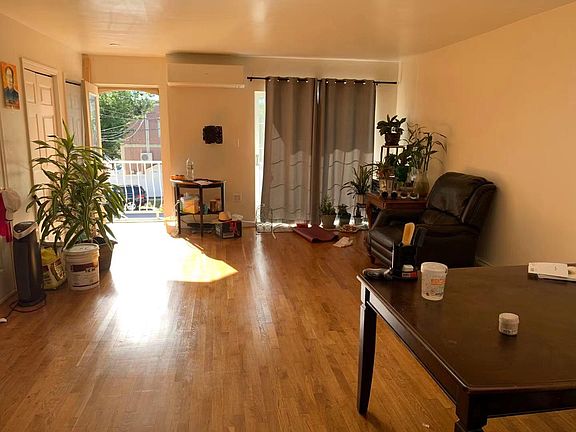 3rd image of 3239 Philip Ave APT 1F