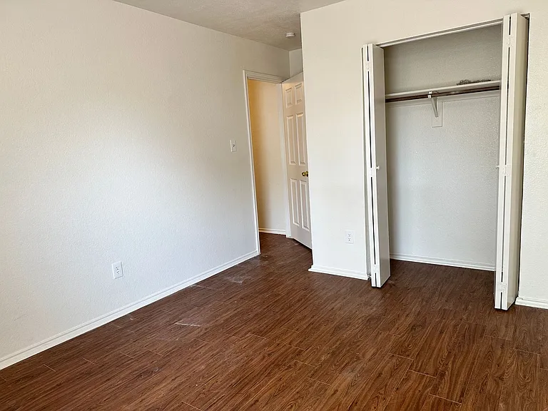 4024 Periwinkle Dr — Photo 24