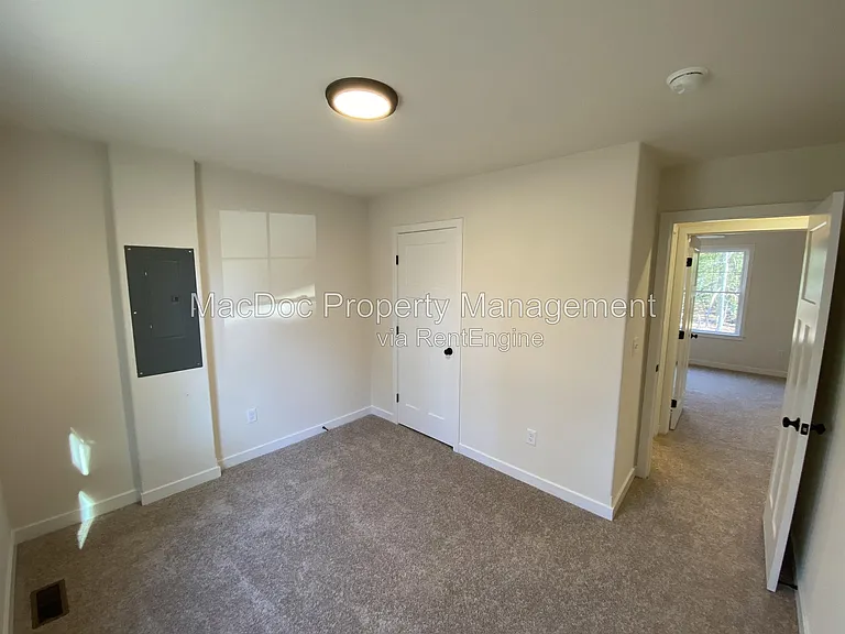 170 Forest Grove Rd — Photo 17