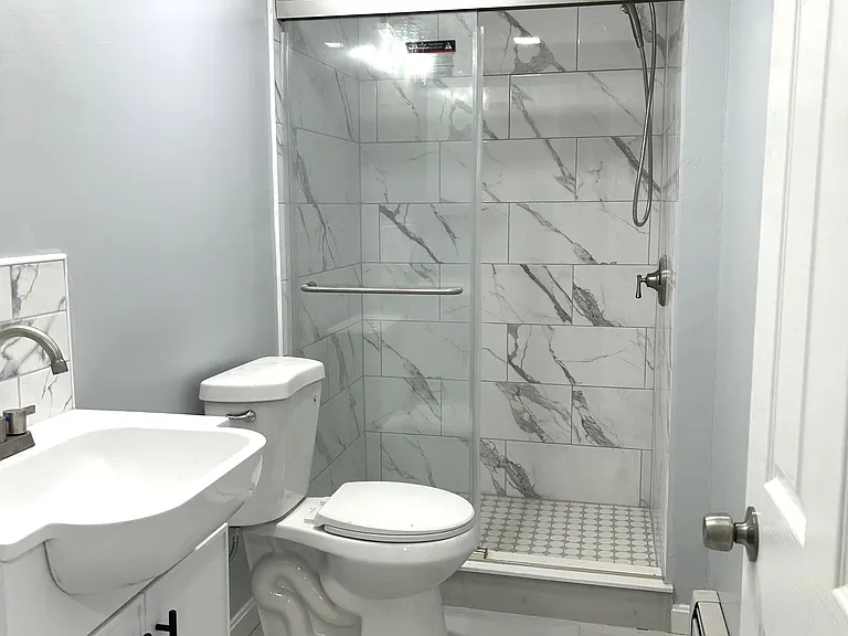 40 Plymouth St #3 — Photo 8