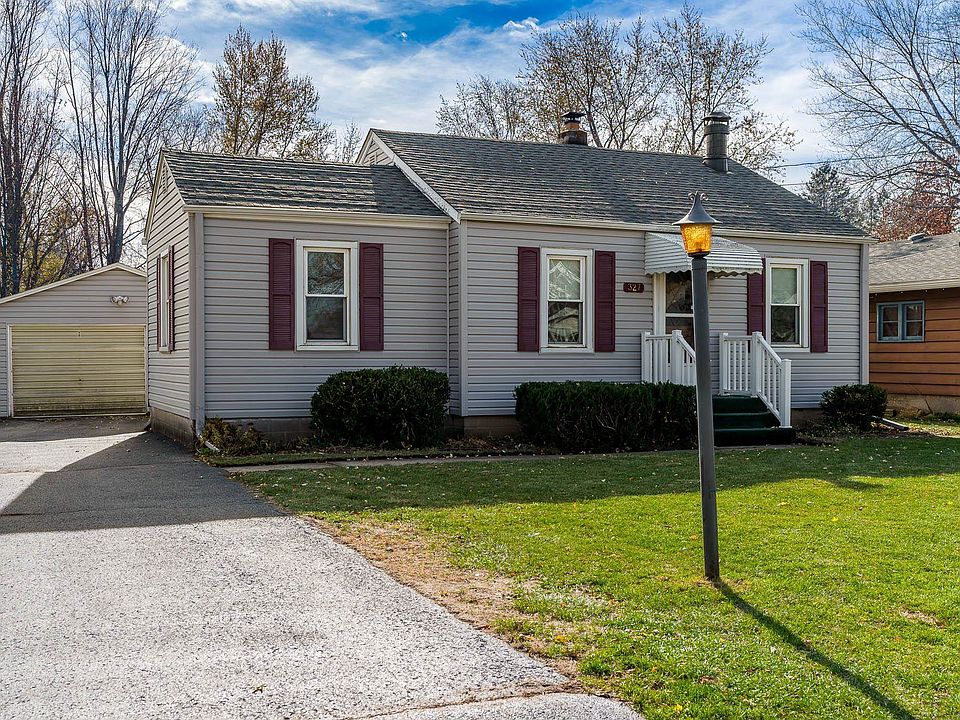 1st image of 327 Wallace Ave