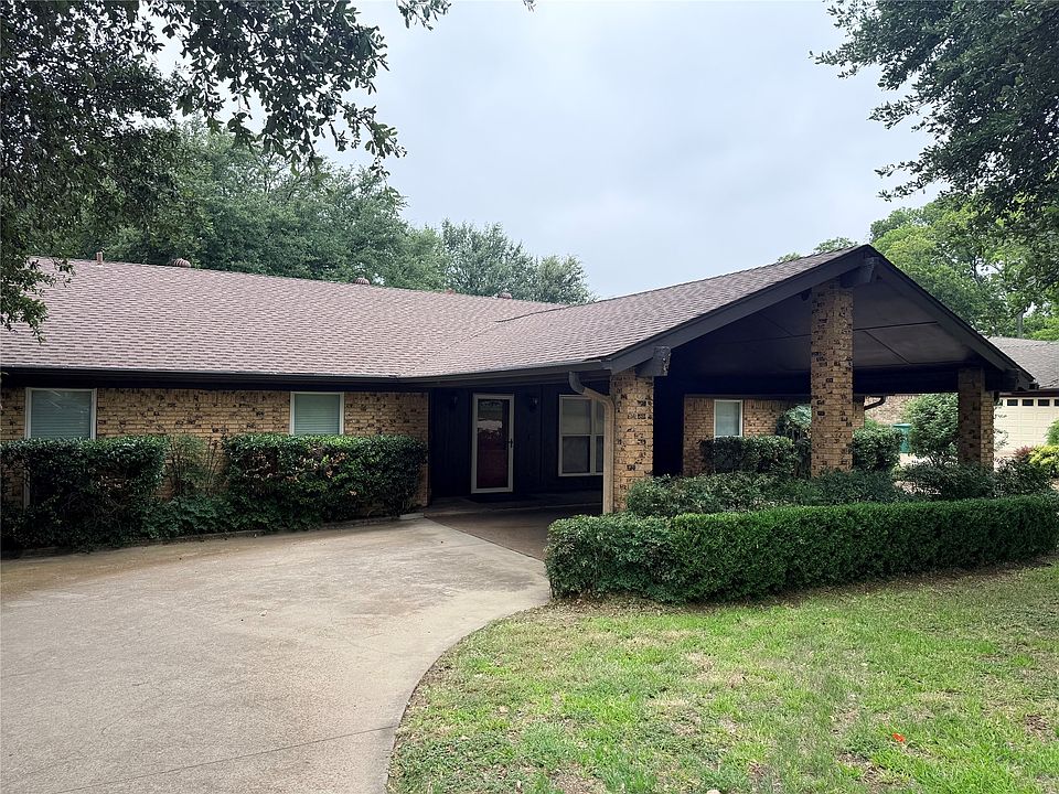1st image of 3262 Francis Dr