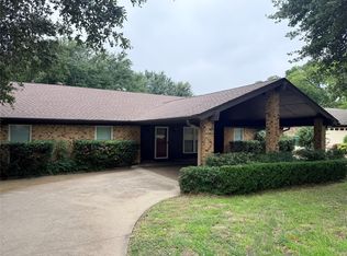 3262 Francis Dr, Fort Worth, TX 76116