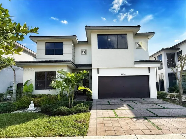 8836 NW 161st Ter, Miami Lakes, FL 33018