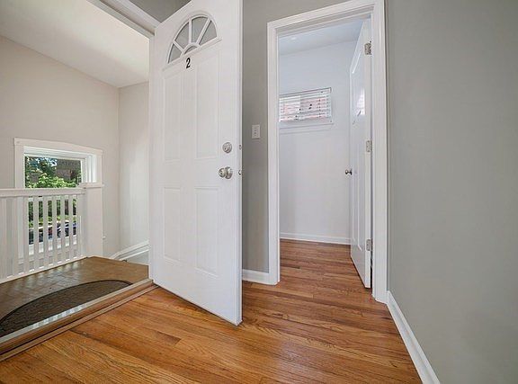 3rd image of 5931 W Superior St