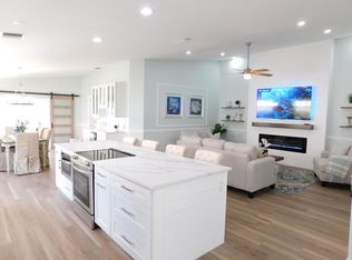 932 SW Tamarrow Pl, Stuart, FL 34997