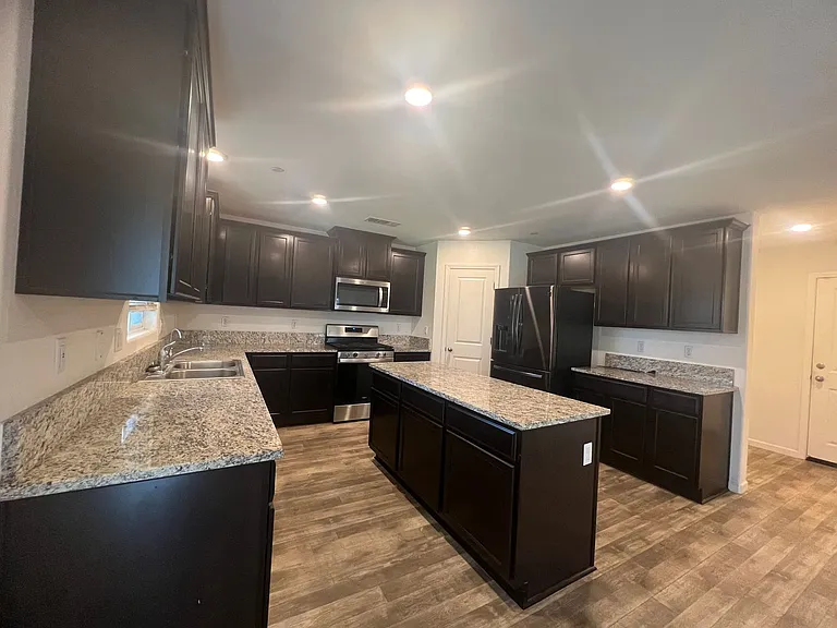 5531 W Flint Way — Photo 10