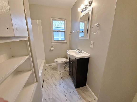 4th image of 4252 Kingsley Dr